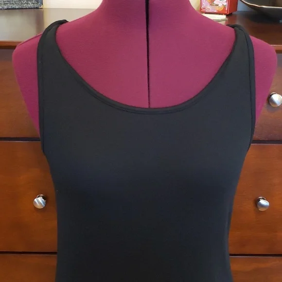 Athleta Athletic Tank, Solid Black Print, Keyhole Twist Back, Size XS - Picture 3 of 14